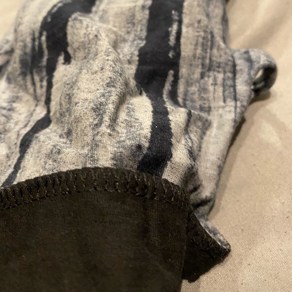 Men’s Scarf - Picture 5 of 8